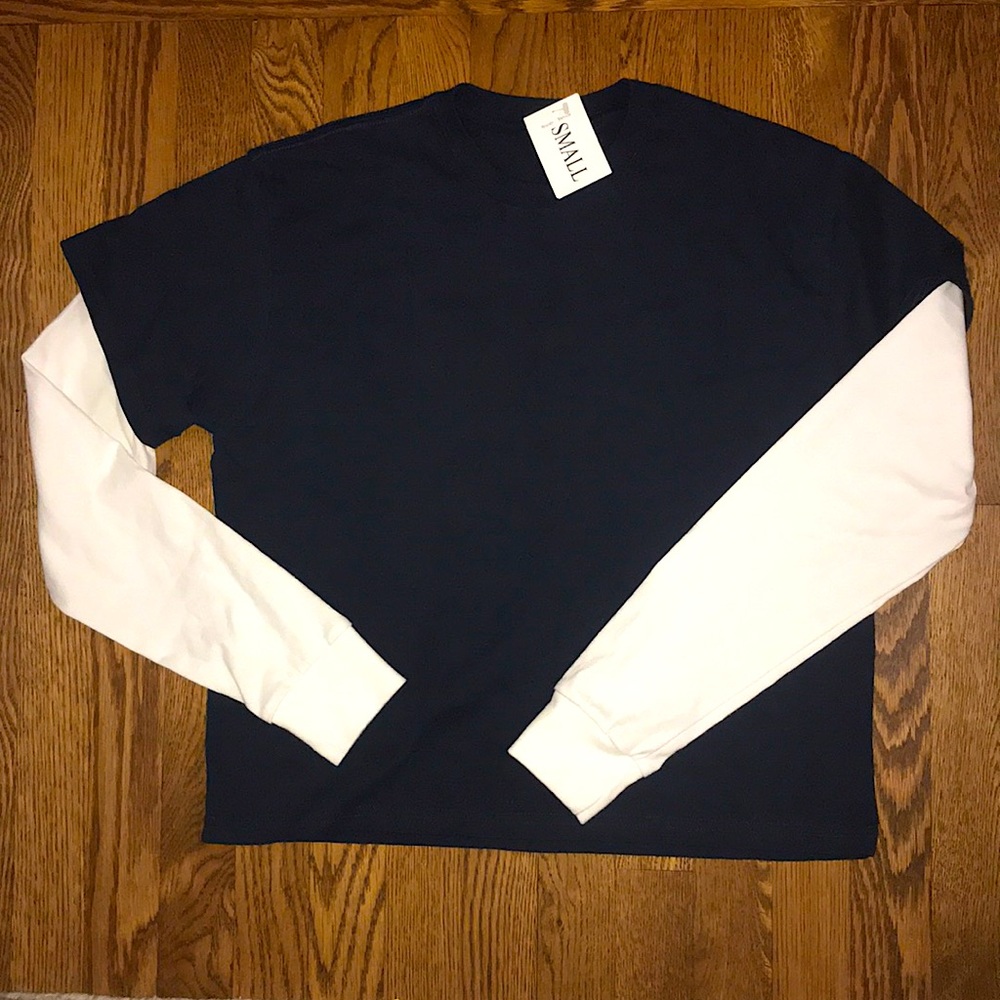 NWT Brandy Melville Katrina Long Sleeve Top SMALL